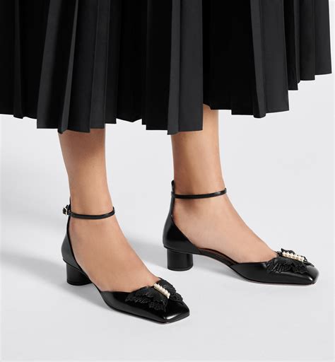 dior tale pump|Dior Tale Pump Black Supple Calfskin and White Resin Pearls.